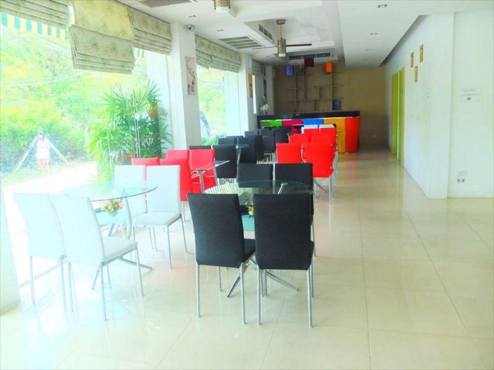 Dragon Beach Resort Jomtien Pattaya Praia de Jomtien Exterior foto