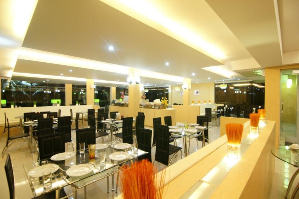 Dragon Beach Resort Jomtien Pattaya Praia de Jomtien Exterior foto