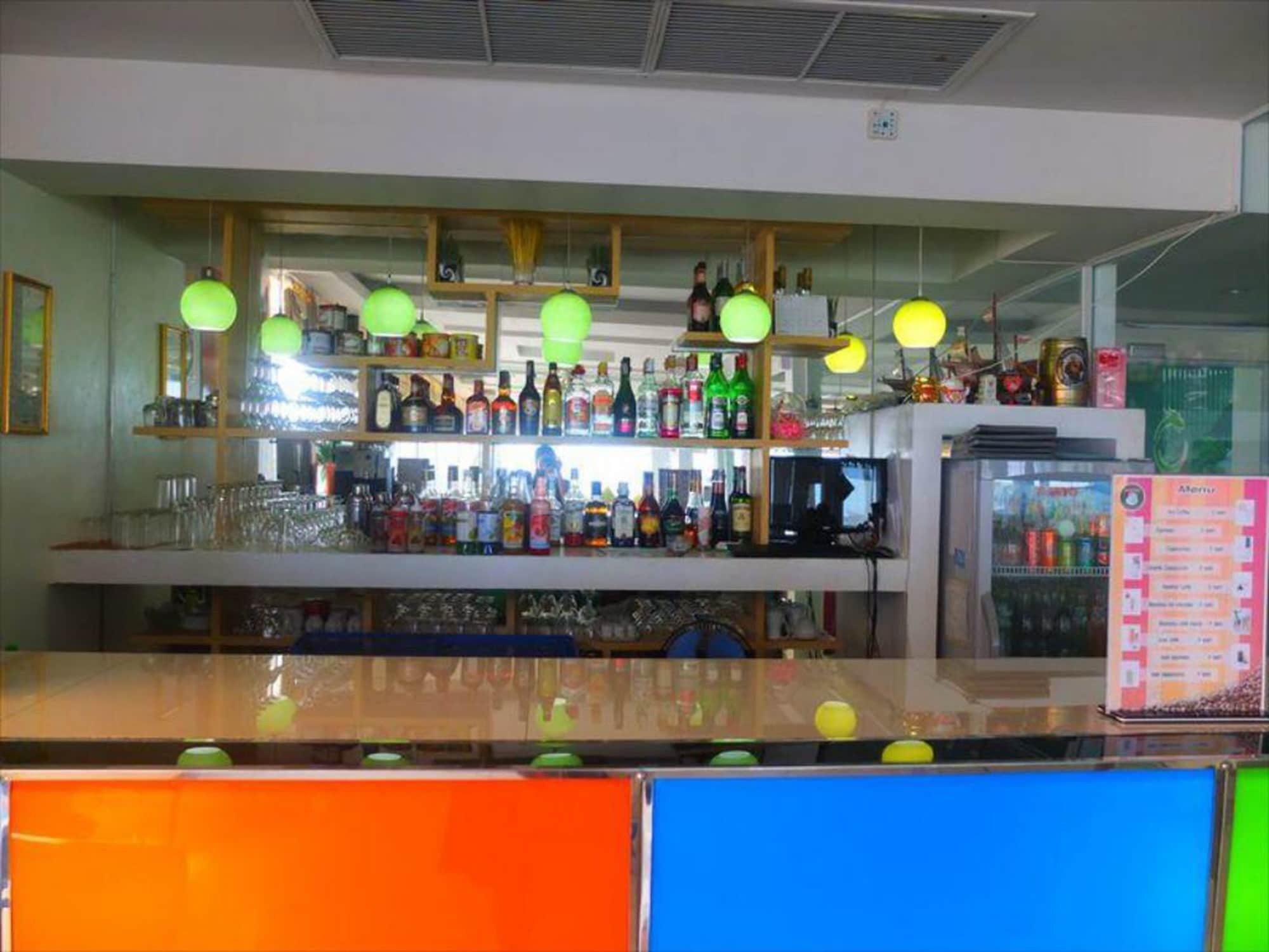 Dragon Beach Resort Jomtien Pattaya Praia de Jomtien Exterior foto