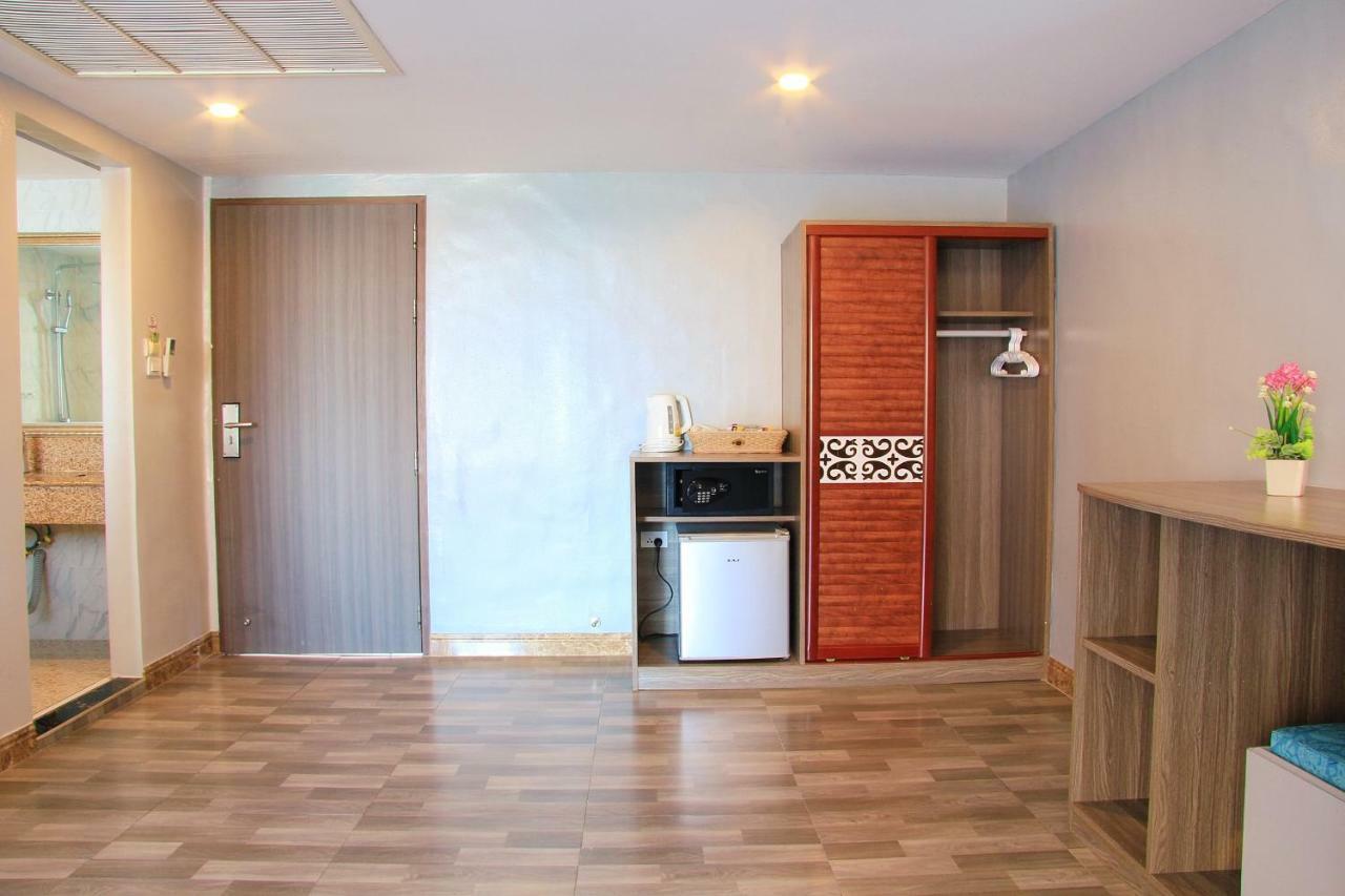 Dragon Beach Resort Jomtien Pattaya Praia de Jomtien Exterior foto